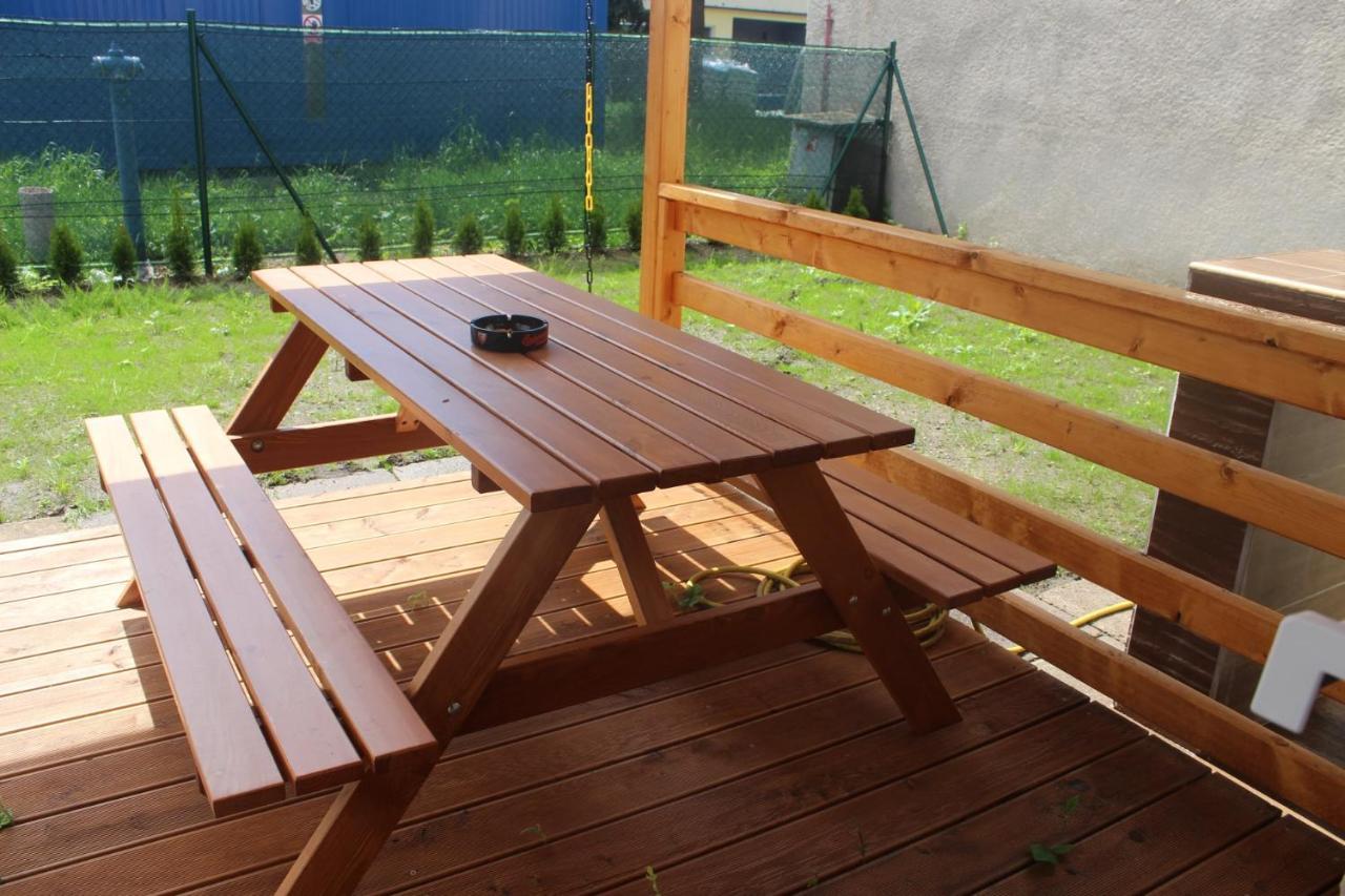 Nika Beds Pardubice Exterior foto